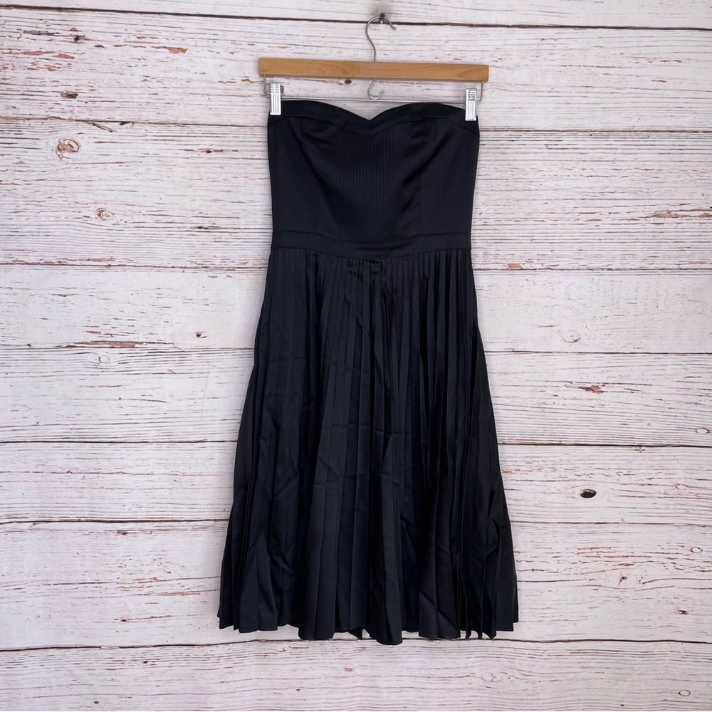 Elegant Black Strapless Dress